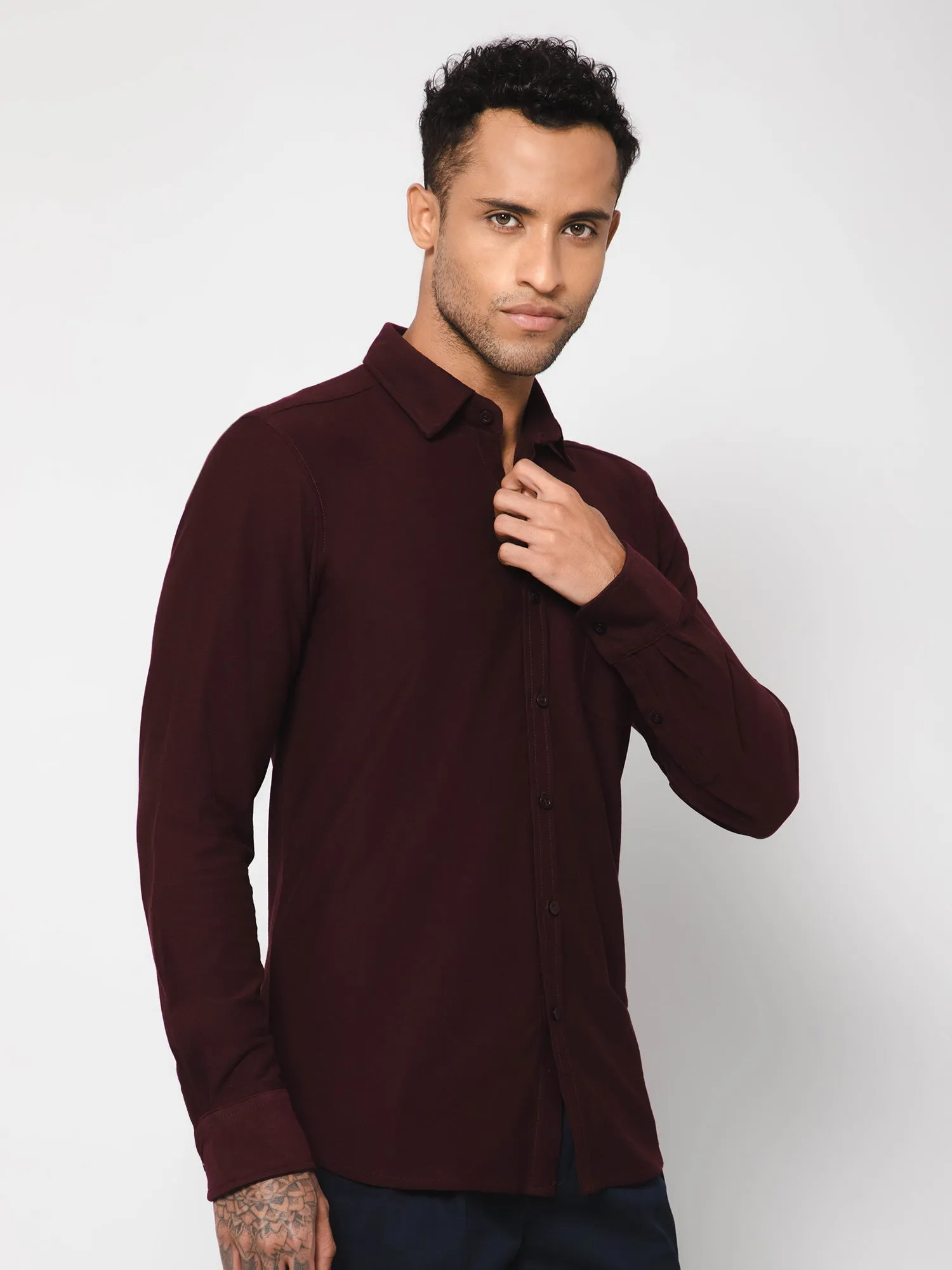 Cantabil Cotton Blend Solid Wine Full Sleeve Casual Shirt for Men with Pocket