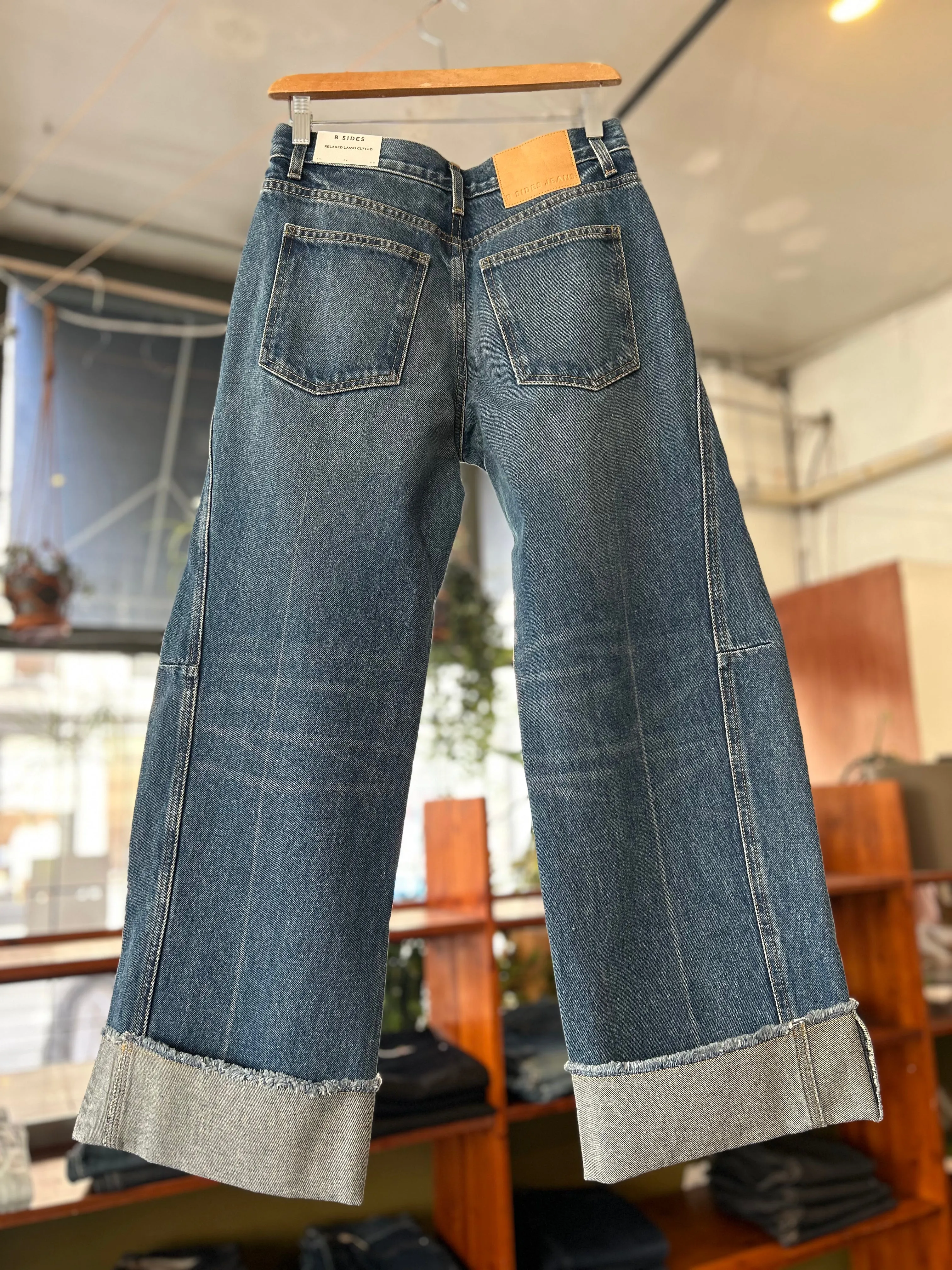 Relaxed Lasso Cuffed - Vista Blue