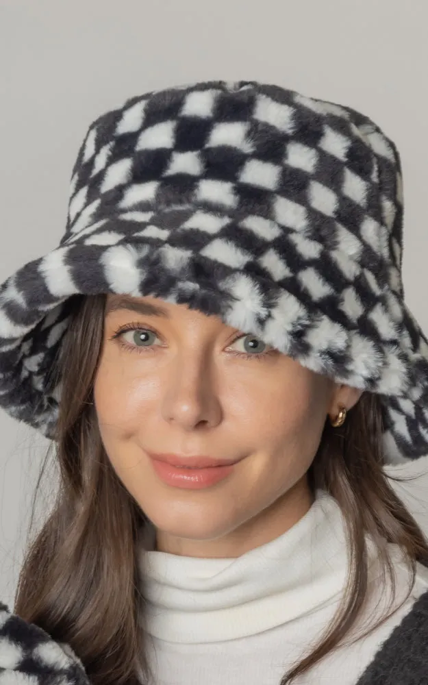 WHU220068 Check Pattern Soft Faux Fur Bucket Hat
